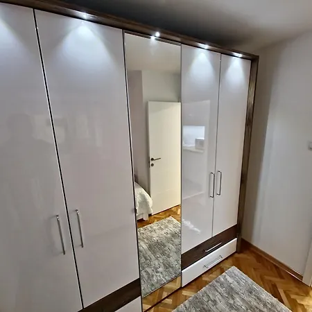 Apartament Apartman Leskovac Leskovac (Jablanica)