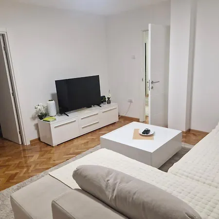 Apartman Leskovac * Leskovac (Jablanica)