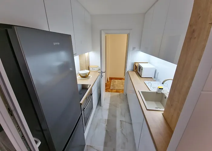 Apartman Leskovac アパート レスコヴァツ